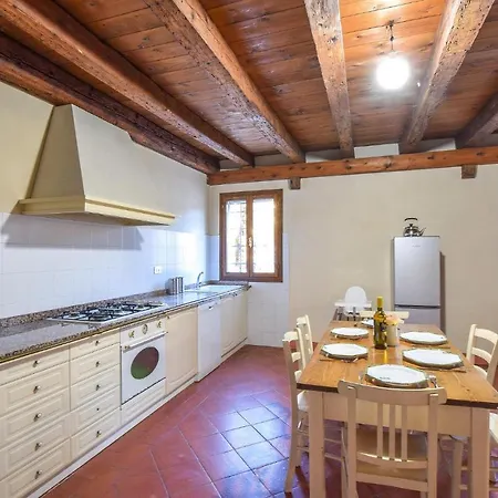 Casa Torre Del Castello